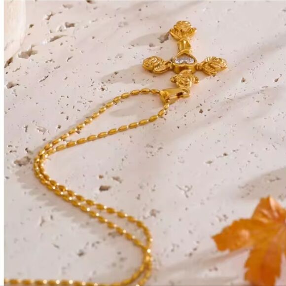 New Free People Gold Roses Cross Necklace with Heart Accent - Picture 6 of 11